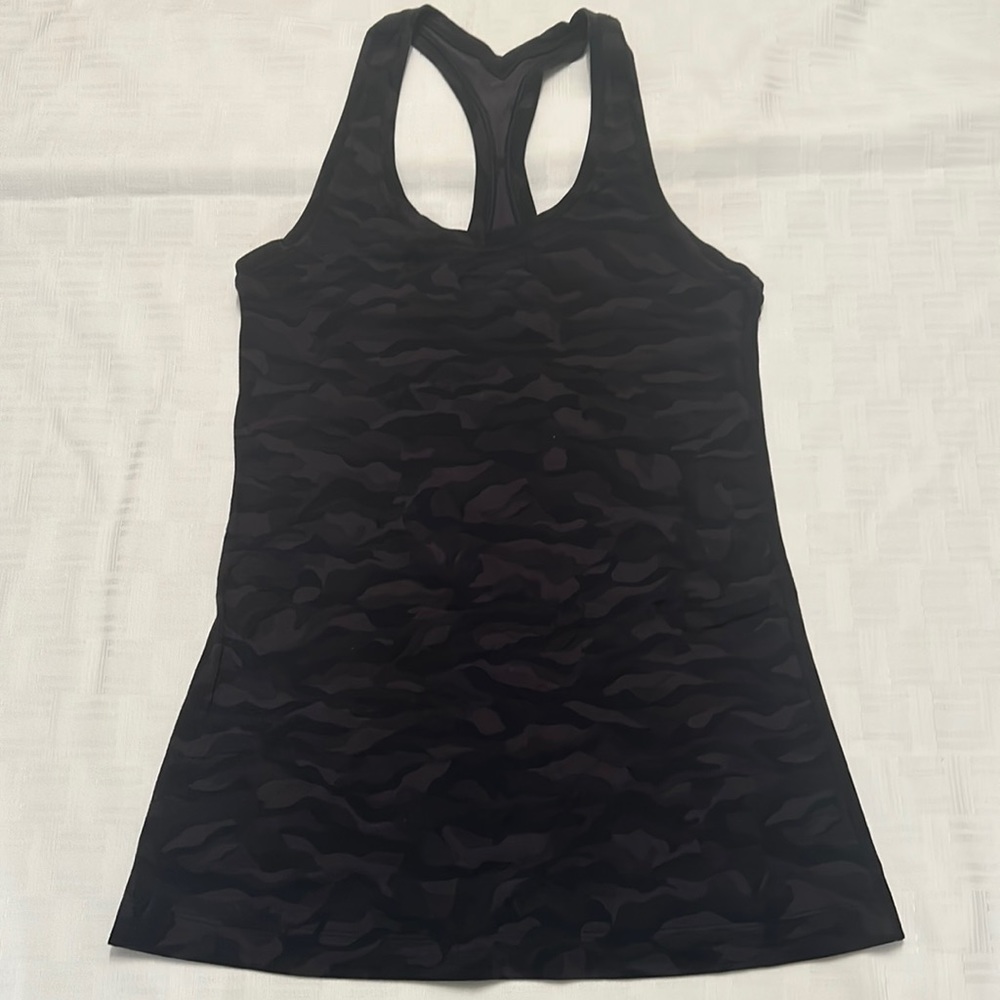 Camo lululemon tank top